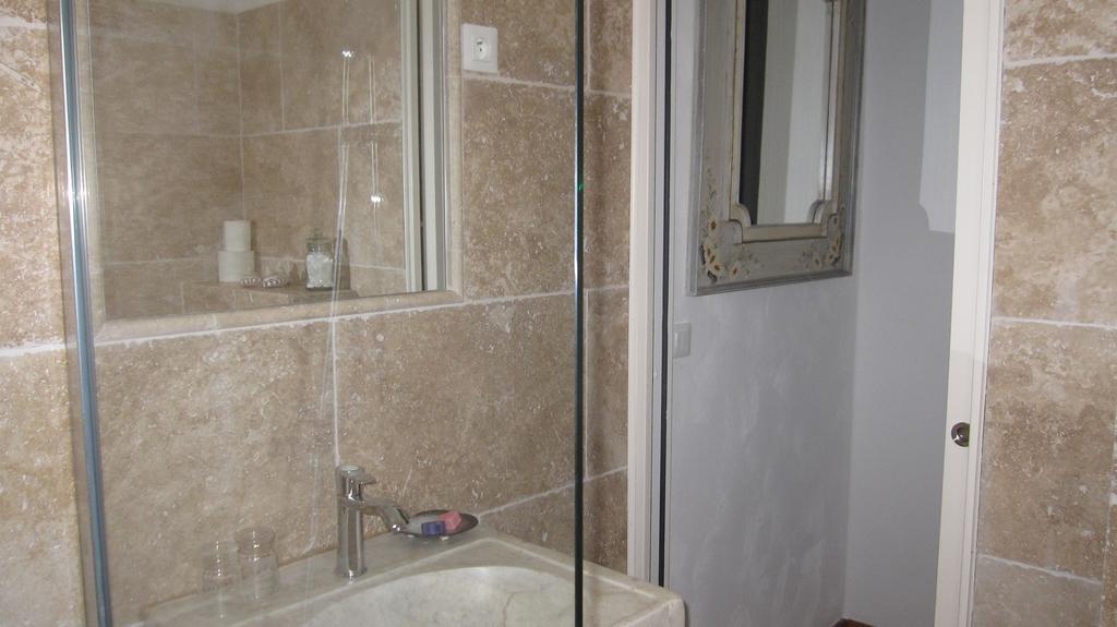 Les Hauts Des Materonnes Tourves Kamer foto
